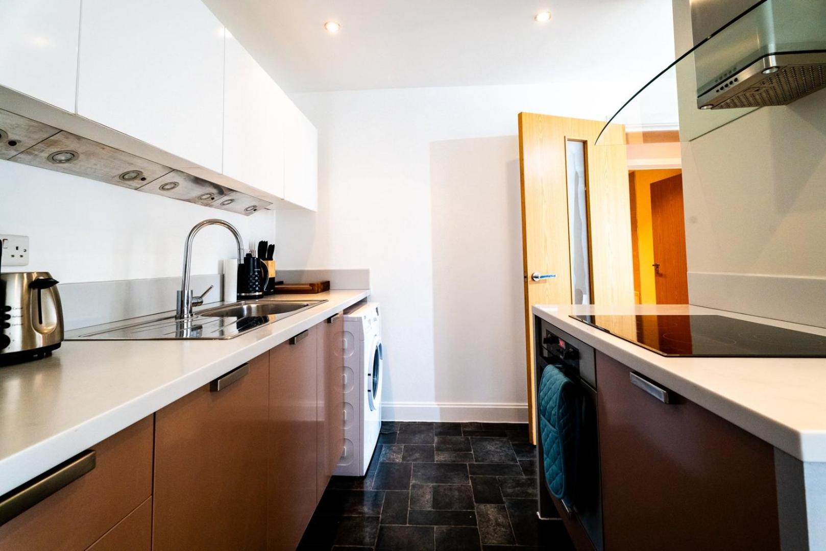 Southside Apartments, Sleeps 4, Free Parking. Birmingham Exterior photo
