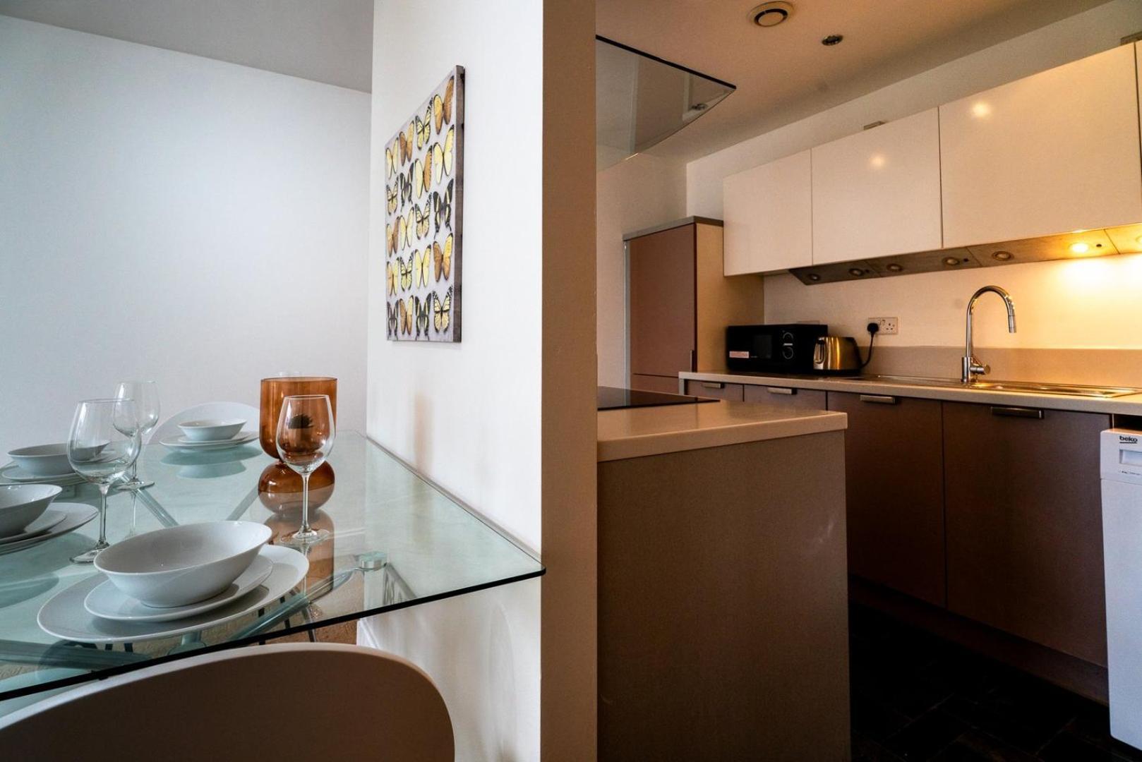 Southside Apartments, Sleeps 4, Free Parking. Birmingham Exterior photo